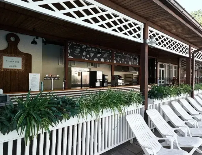 Cнек-бар La Terrasse - Alean Family Riviera
